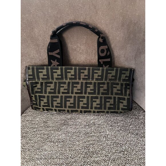 Fendi Zucca Collapsible Tote Bag With Iconic FF Pattern & Leather Accents - Picture 9 of 10
